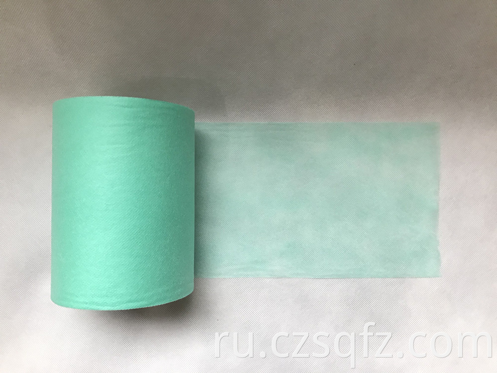 Green flat non-woven fabric